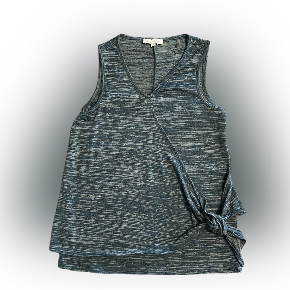 Women’s size small Keren Hart tank top with super cute wrap detail